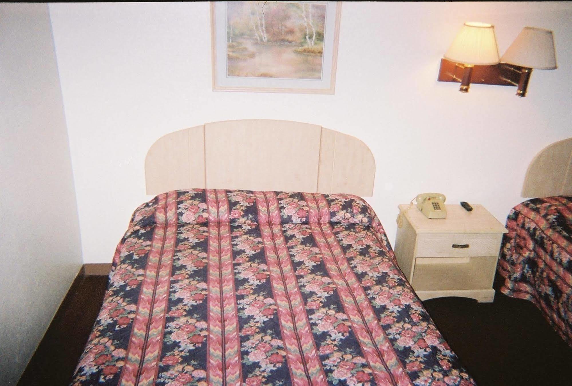Budget Inn וונטצוויל מראה חיצוני תמונה